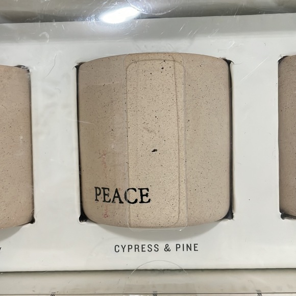 NEW Hearth & Hand w/ Magnolia 3pk Raw Ceramic Love/Peace/Joy Sentiments Candles - Picture 6 of 8